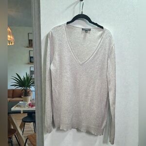 Ann Taylor 100% Cashmere V Neck Sweater